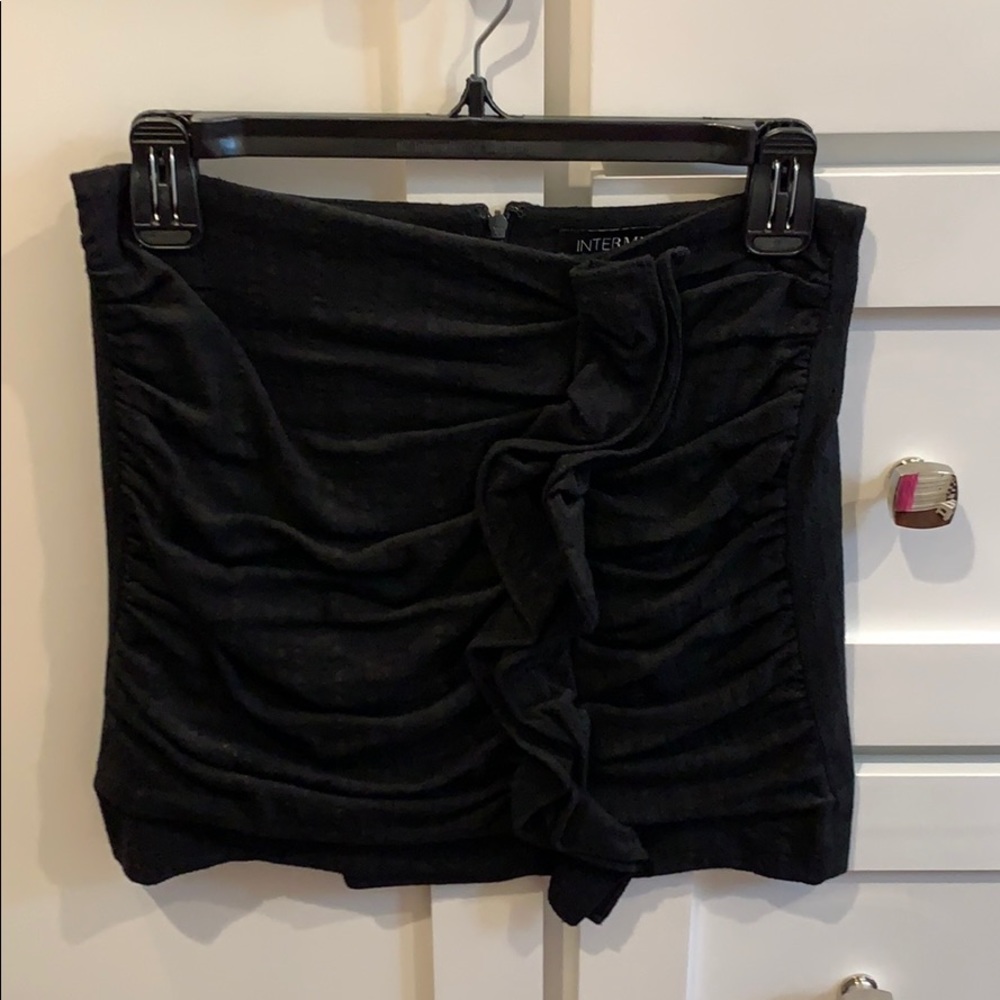 Intermix back skirt